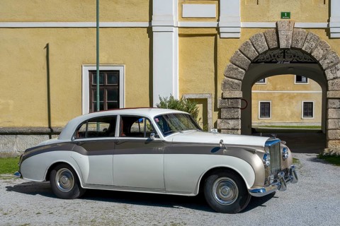 Vintage Bentley S1 SDN James Young built 1956