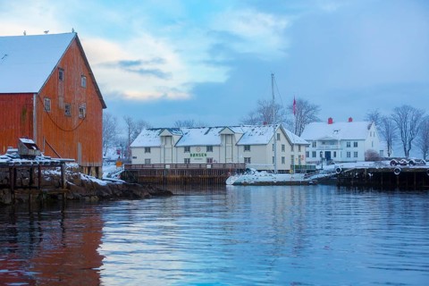 Svolvaer harbour and Borsen Spiseri restaurant