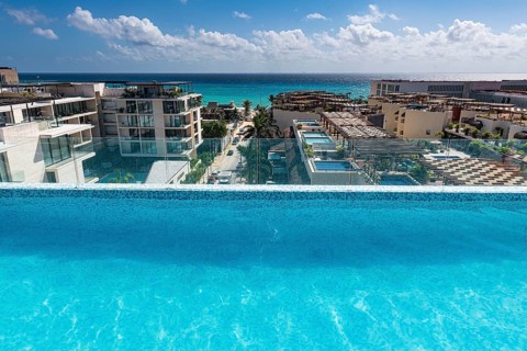 Overlook over Playa del Carmen