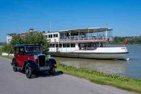 Vintage car Hillman Minx built 1933