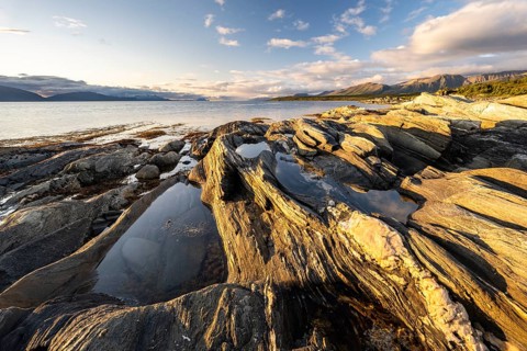 Rocky coast near Lattervik