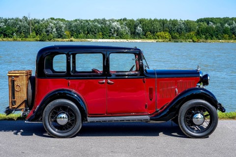 Oldtimer Hillman Minx year of construction 1933