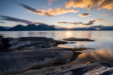 Rocky coast near Lattervik