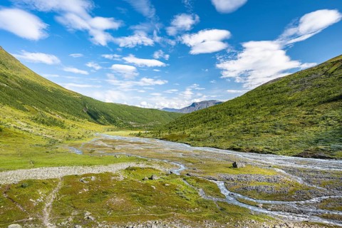 Gievdanjohka glacier river in Steindalen glacier valley