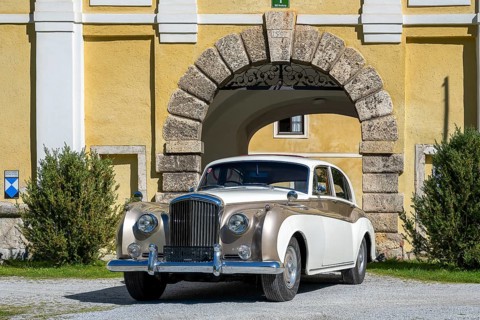 Vintage Bentley S1 SDN James Young built 1956