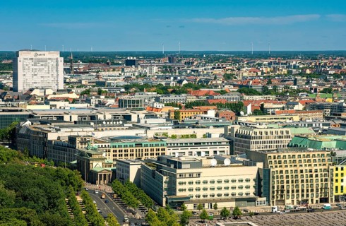 View from the high-rise building at Potsdamer Platz towards the Brandenburg Gate
