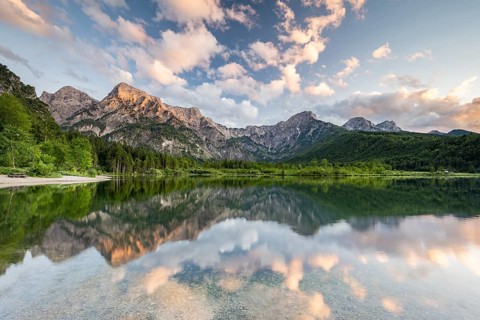 Almsee with reflection