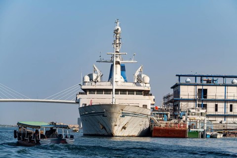 Saddam Husseins old yacht