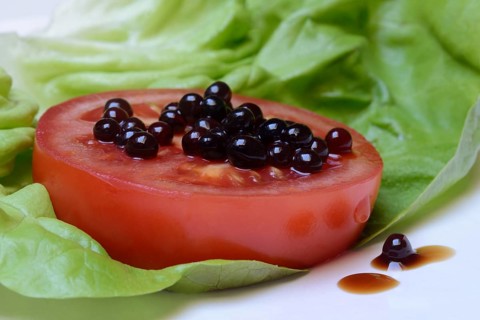 Aceto pearls on tomato