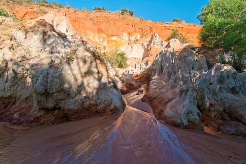 Red Canyon and March River near Mui Ne