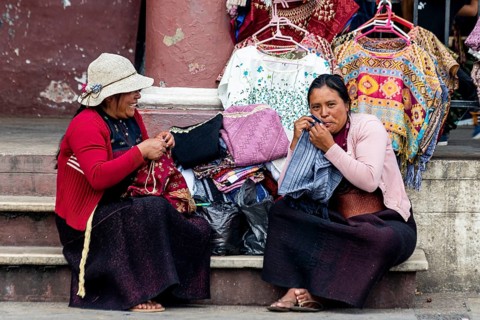 Tzotzil marketwomen