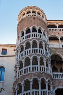 Palazzo Contarini del Bovolo