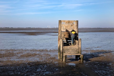 Children looking from the emperor's throne