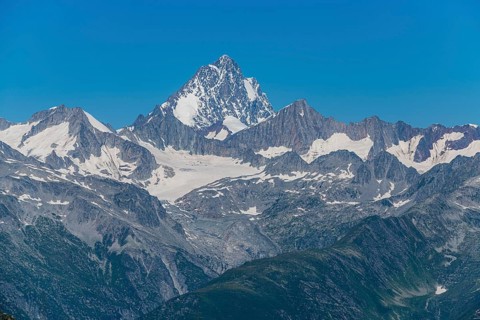 View of the Schreckhorn from the Nufenen pass