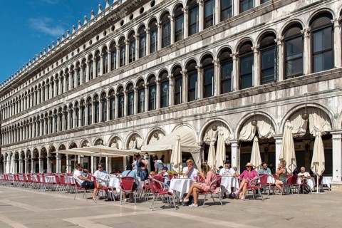 Cafe in front of Procuratie Vecchie