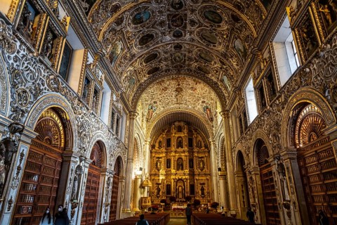 Beautiful interior of the Church of Santo Domingo de Guzman