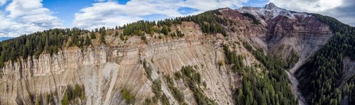 Aldeiner Weisshorn with geological layers in the canyon of the Bletterbach Gorge