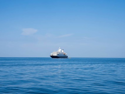 Sea Dream II