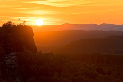 Sunset over the Gohrisch seen from the Papststein