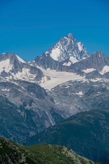 View of the Schreckhorn from the Nufenen pass