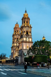 Morelia cathedral at night