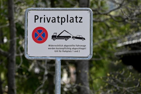 Private parking sign