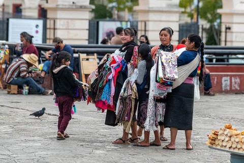 Tzotzil marketwomen