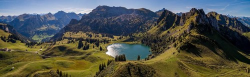 Seebergsee with Muntiggalm and Geisshoeri