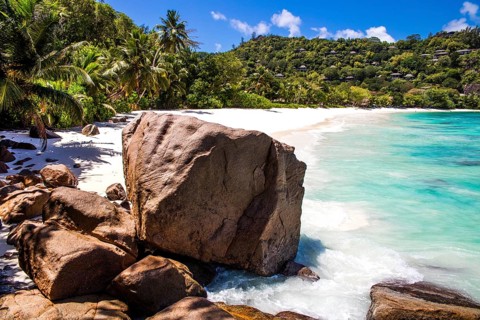 Petite Anse beach with granite rocks