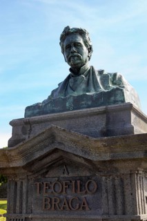 Monument to Teofilo Braga in front of the Fortress of Sao Bras with Military Museum of the Azores