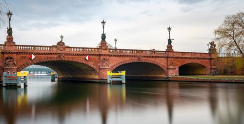 Long exposure at the historic Moltke Bridge