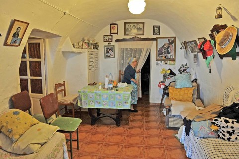 Insight into living space of an inhabited cave dwelling