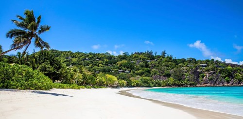 Petite Anse beach with granite rocks