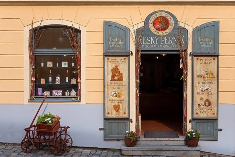 Shop with traditional regional products in Latran Street
