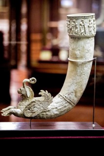 Ivory rhyton