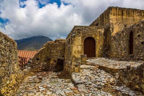 Abandoned 16th century Kato Moni Preveli