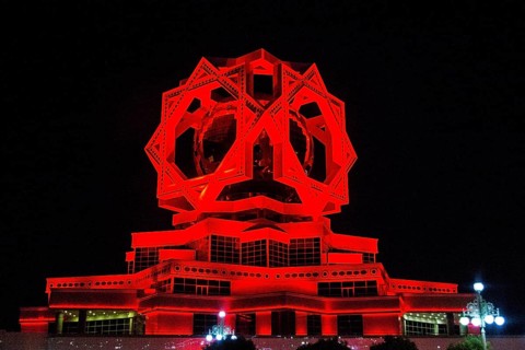 Monumental architecture