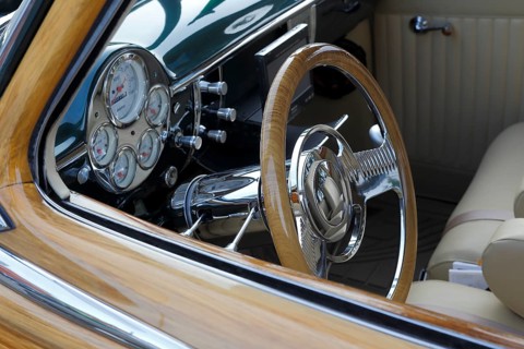 Steering wheel in a vintage car