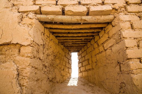 Loophole in city wall