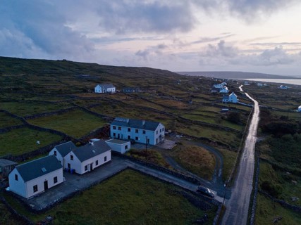 Village at Dun Eochla