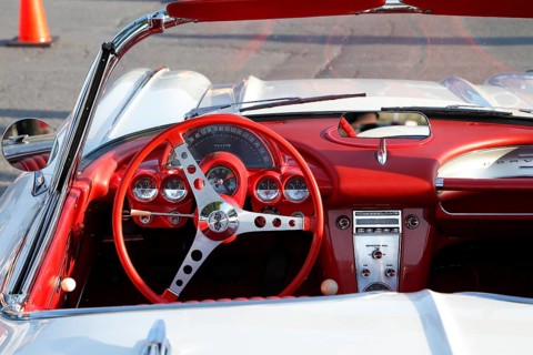 Steering wheel in a vintage car