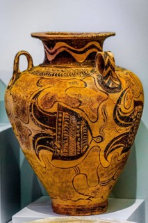 Amphora decorated with elaborate floral patterns