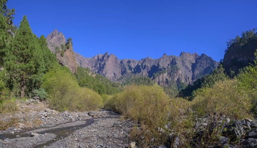 Rock scenery at Rio Taburiente