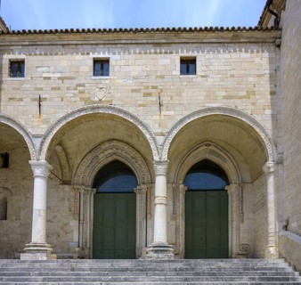 Portal of the Cathedral di San Leopardo