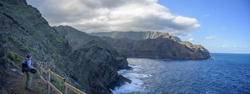 Hiking trail to Punta San Lorenzo
