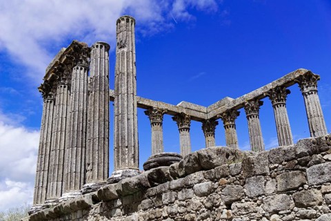 Templo Romano in Evora
