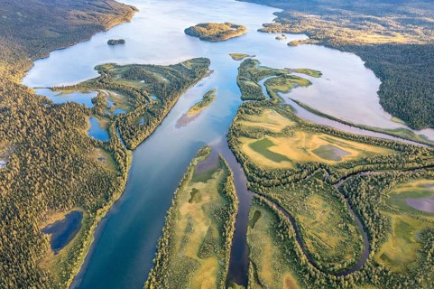 Tarraaetno river delta and Lake Saggat