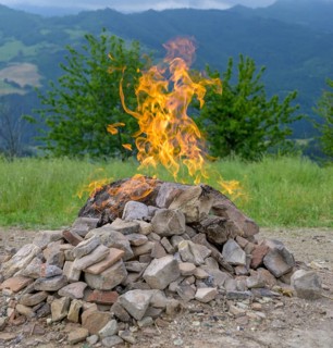Natural gas spring called Vulcano del Monte Busca