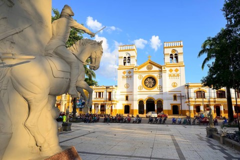 Monument to the Battle of Ingavi and Cathedral