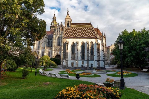 St. Elisabeth's Cathedral and Main Street
